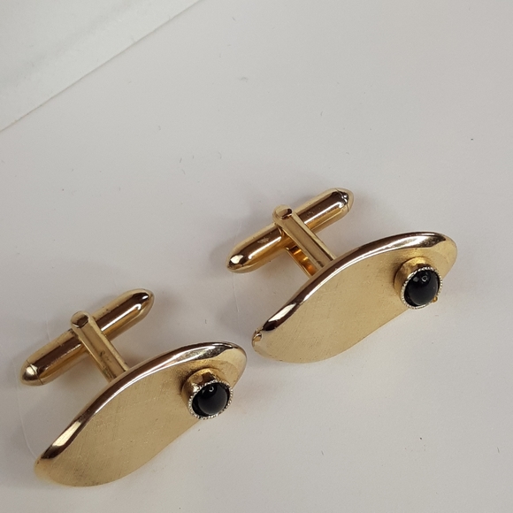 Vintage SWANK Cuff Links Onyx Curved - Picture 5 of 7